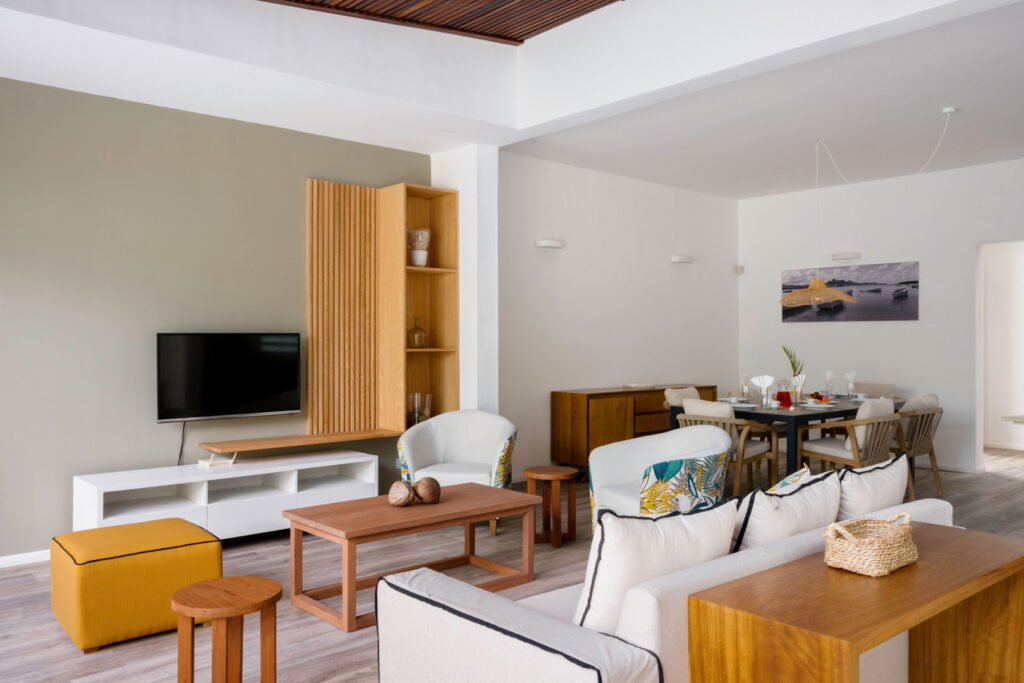 VST - Living Area 1